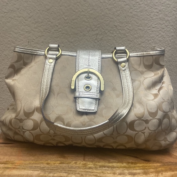 Coach Handbags - SoldVintage Gold Tapestry Coach purse 👛 Vintage rare find great condition P
